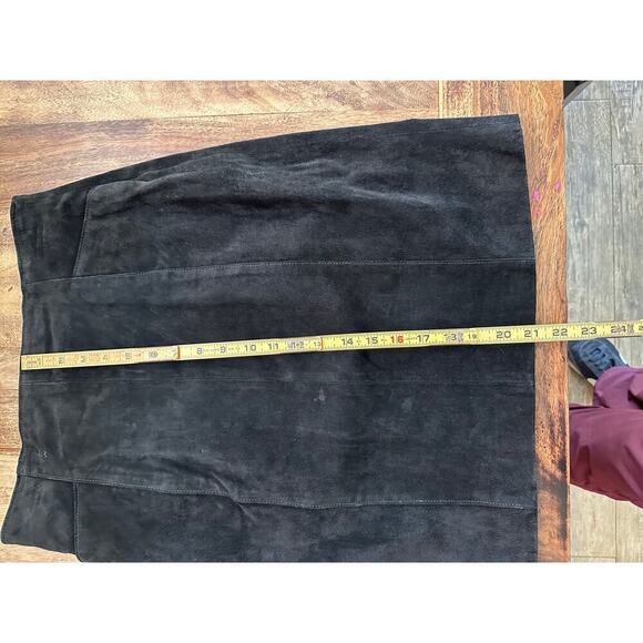 Vintage Wilsons The Leather Experts Black Suede Short Pencil Skirt Skirt Size 12 - Picture 3 of 7